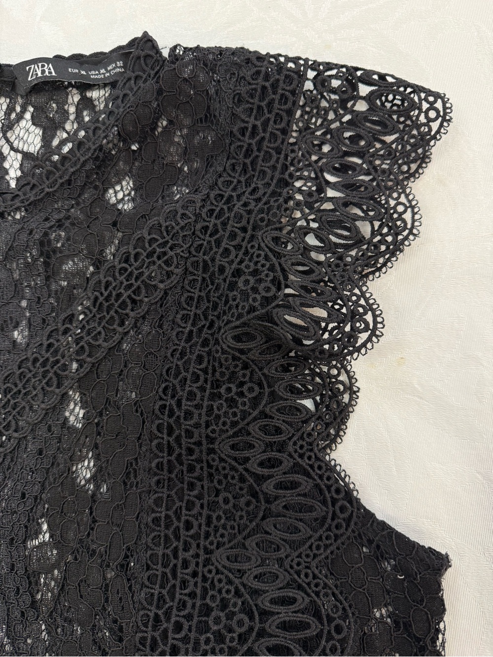 Zara Black Lace Camisole with Scalloped Trim - Picture 11 of 12